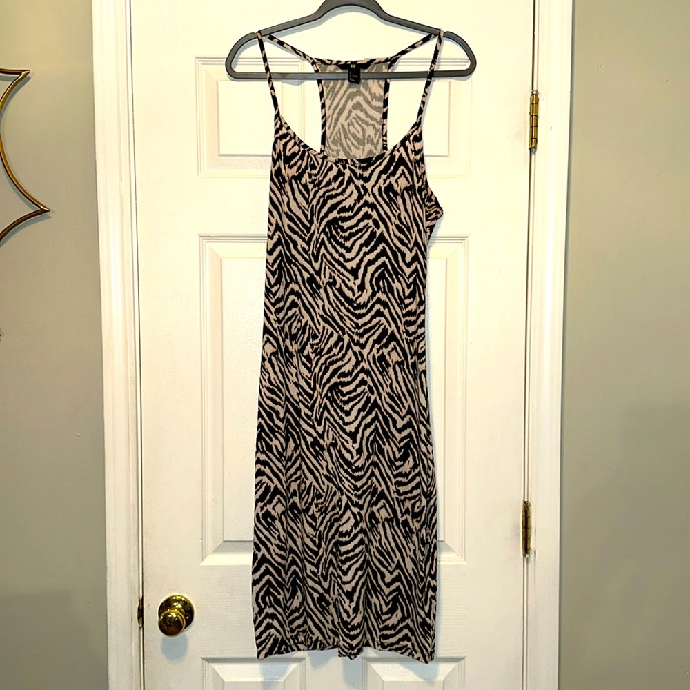 H&M Animal Print MIDI Dress. Size Large.